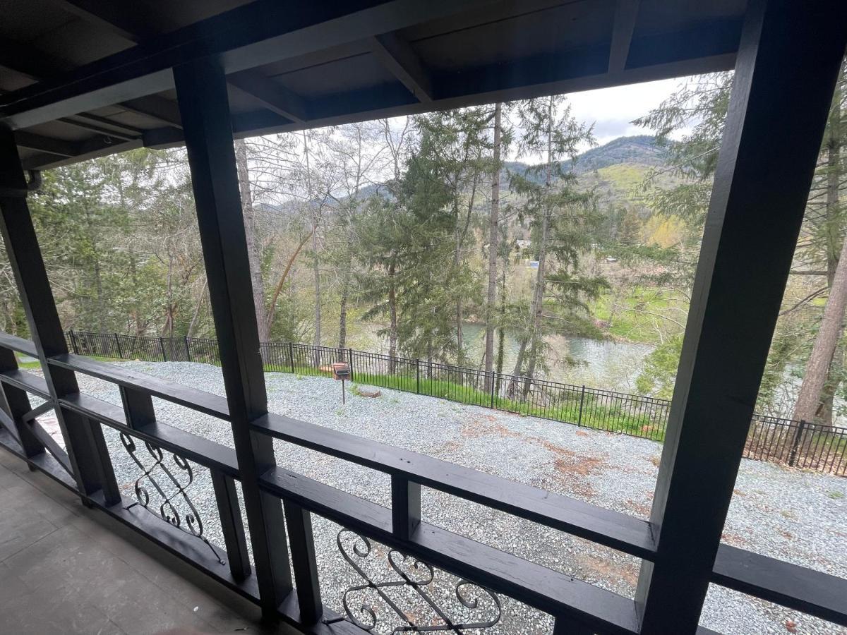 The River House Grants Pass Luaran gambar